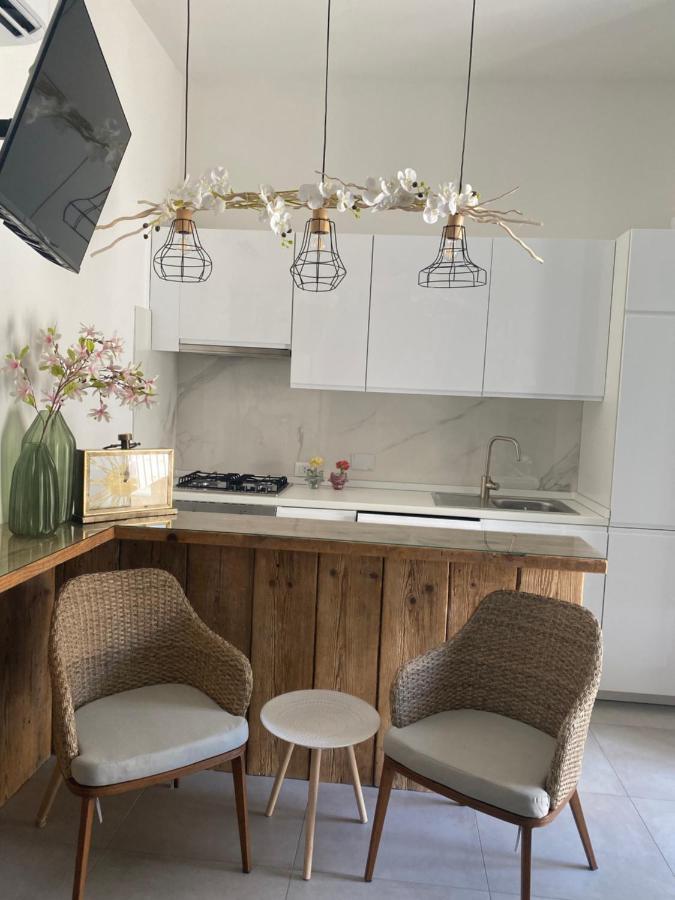 Dimora Giusti Bed and Breakfast Lecce Exteriör bild